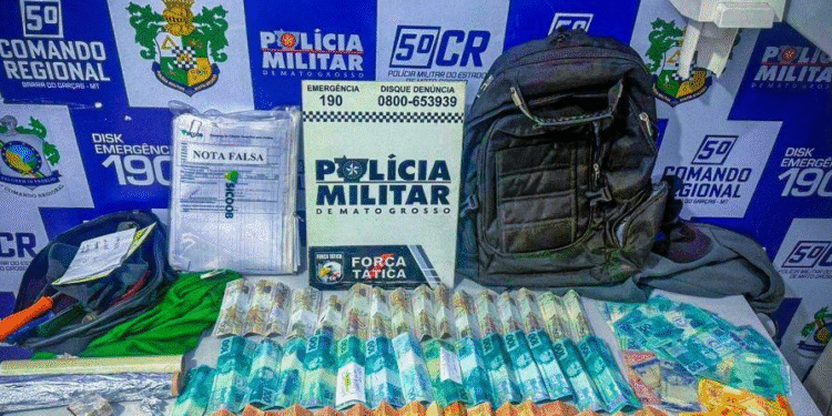 Homem é preso por furto em agência bancária