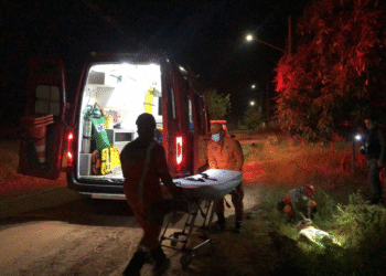 Adolescente é baleado em Cáceres