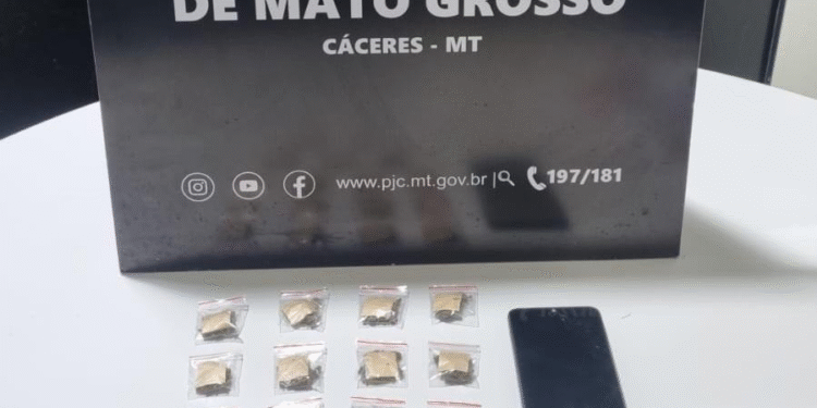 Operação apreende drogas e prende dois em Cáceres