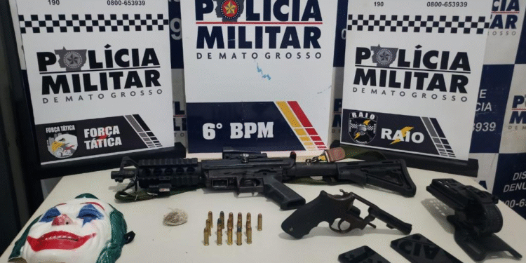 Três são presos por em Cáceres