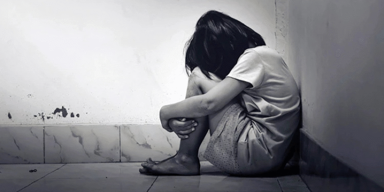 Motorista de ONG é preso por abuso de menor