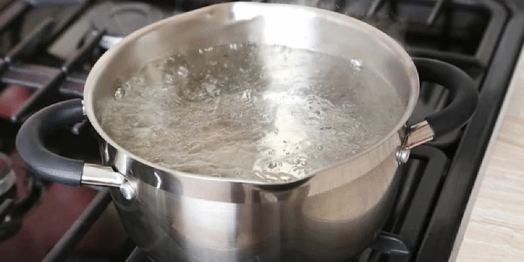 Homem queimado pela esposa em MT