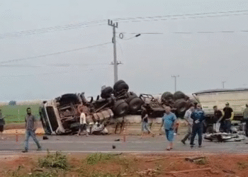 Acidente na BR-163 deixa um morto e um ferido em MT