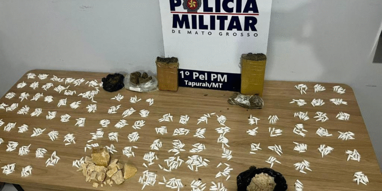 Dupla presa com drogas em MT