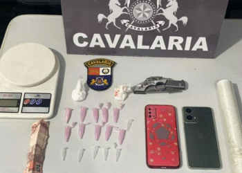 Homem e menor são detidos por tráfico em MT