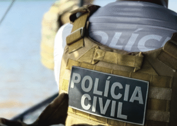 Jovem é preso por agredir e roubar idosa de 102 anos