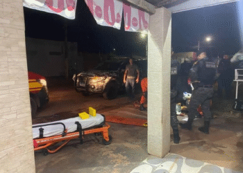 Homem baleado no Vila Nova