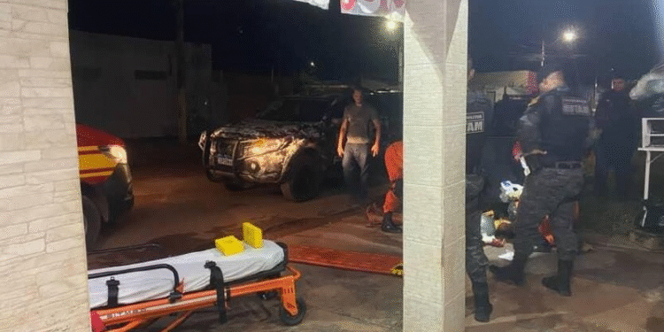 Homem baleado no Vila Nova