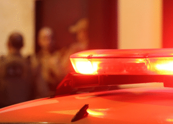 Motociclista fica ferido após ser atingido por carro que fugiu do local em Sinop