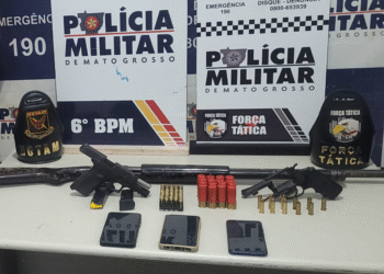 PM prende três faccionados por tentativa de homicídio, recupera caminhonete roubada e apreende armas em Cáceres