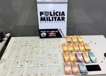 Força Tática prende homem com 43 porções de pasta base e quase R$ 4 mil em Várzea Grande
