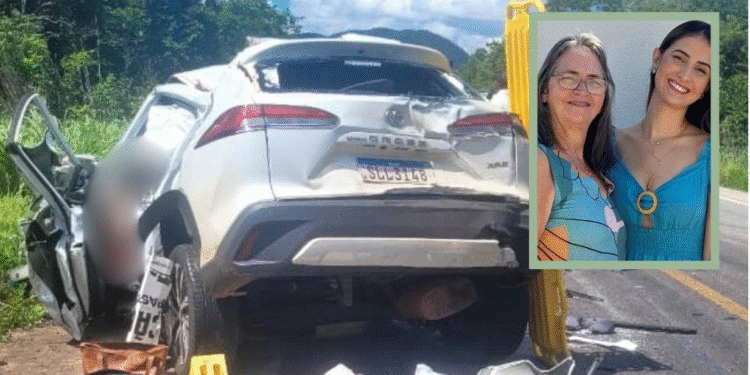 Colisão frontal na BR-070 mata duas mulheres e deixa carro completamente destruído em Cáceres