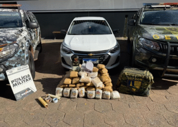 Rotam e Gefron apreendem 117 quilos de drogas e recuperam carro furtado em Várzea Grande