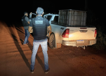 Homem é preso ao transportar mil litros de diesel para garimpo ilegal em terra indígena