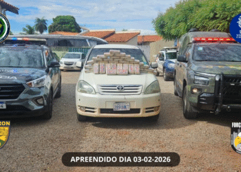 GEFRON apreende mais de 51 kg de cocaína em táxi boliviano na fronteira de Cáceres