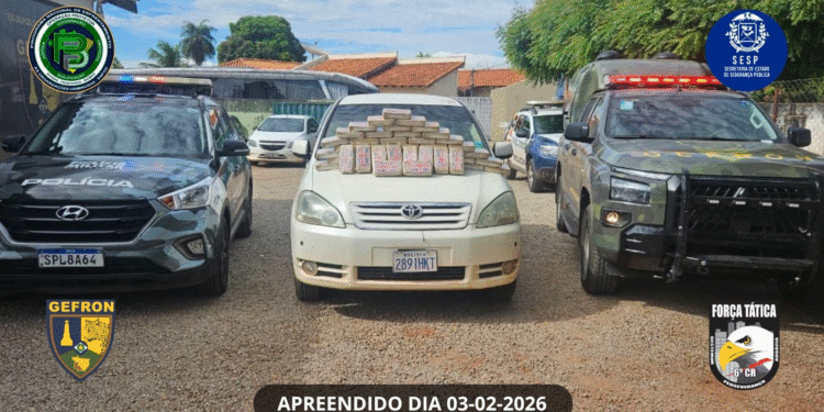 GEFRON apreende mais de 51 kg de cocaína em táxi boliviano na fronteira de Cáceres