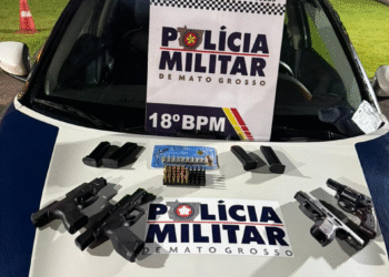 PM apreende quatro armas de fogo após denúncia de tiros em chácara de Pontes e Lacerda