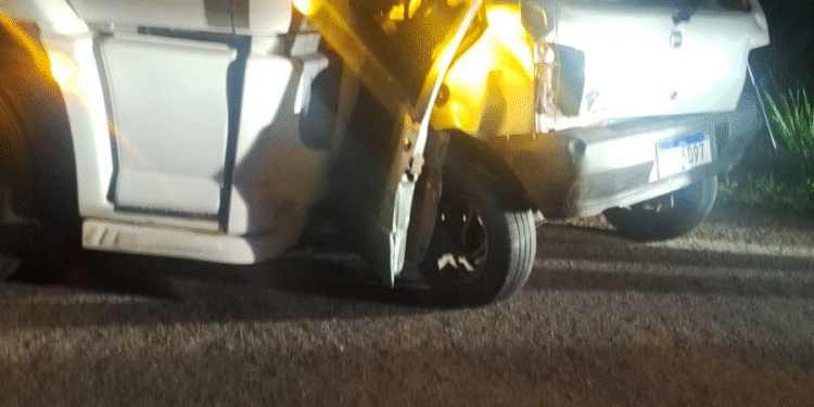 Motorista morre após colisão frontal entre carro e caminhão carregado de combustível