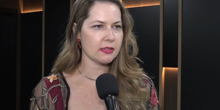 Mudanças de comportamento podem indicar violência doméstica; família tem papel essencial no apoio às vítimas