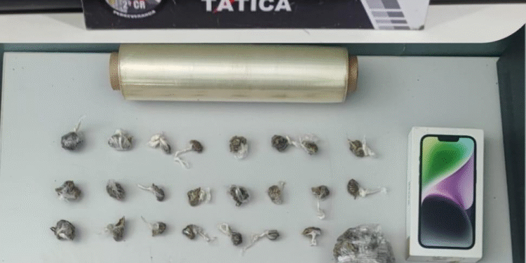 Homem é preso com 60 porções de drogas durante operação policial em Poconé