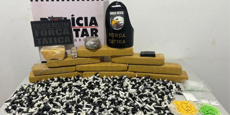 Força Tática prende faccionado com mil pinos de cocaína, ecstasy e tabletes de maconha em Tangará da Serra
