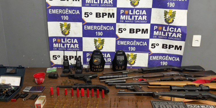 Suspeito de atuar como armeiro é preso com arsenal em propriedade rural de Rondonópolis