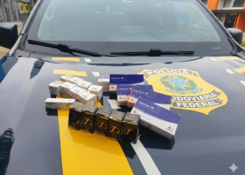 PRF apreende medicamentos irregulares e anabolizantes durante abordagem na BR-163 em MT